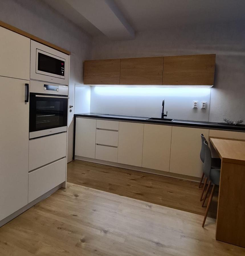Apartman Hestia 5 Rajecké Teplice Exterior photo